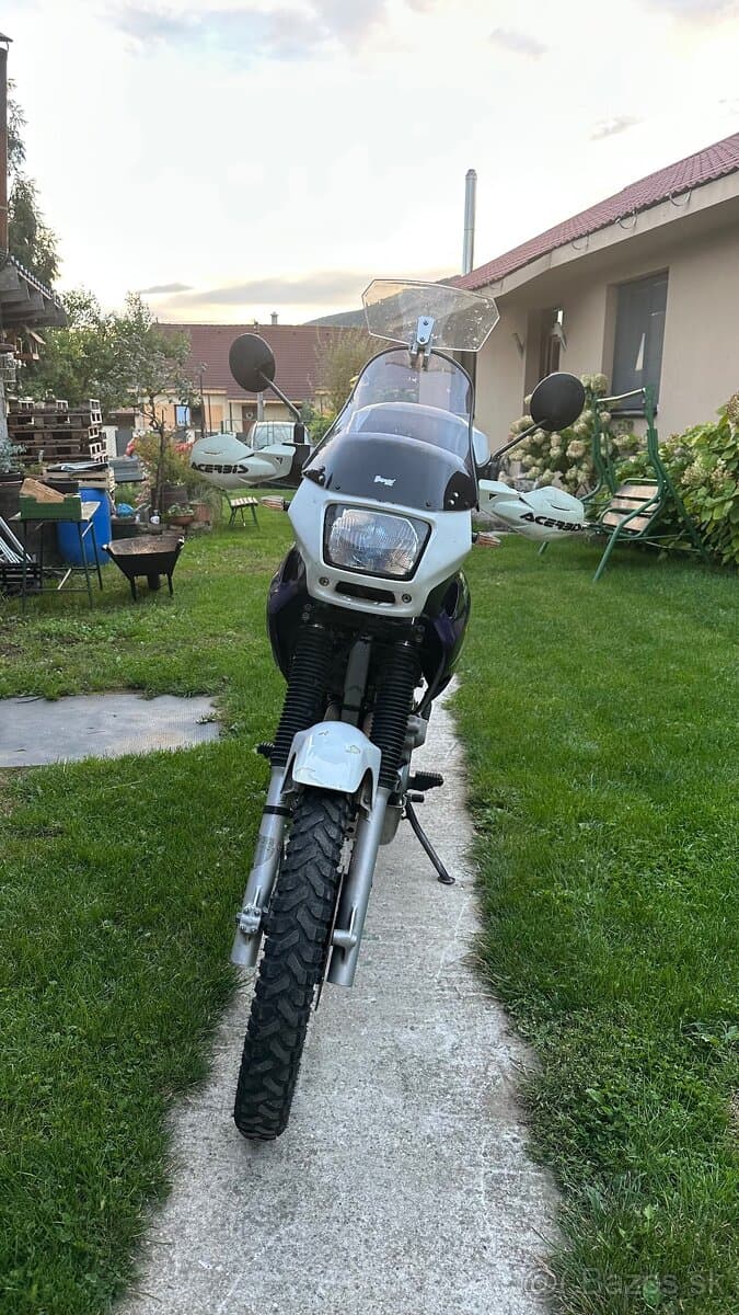 Honda NX 650 Dominator