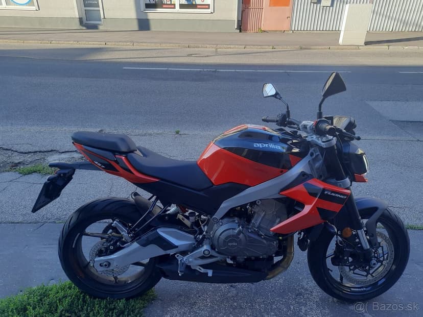 Predám Aprilia Tuono 457