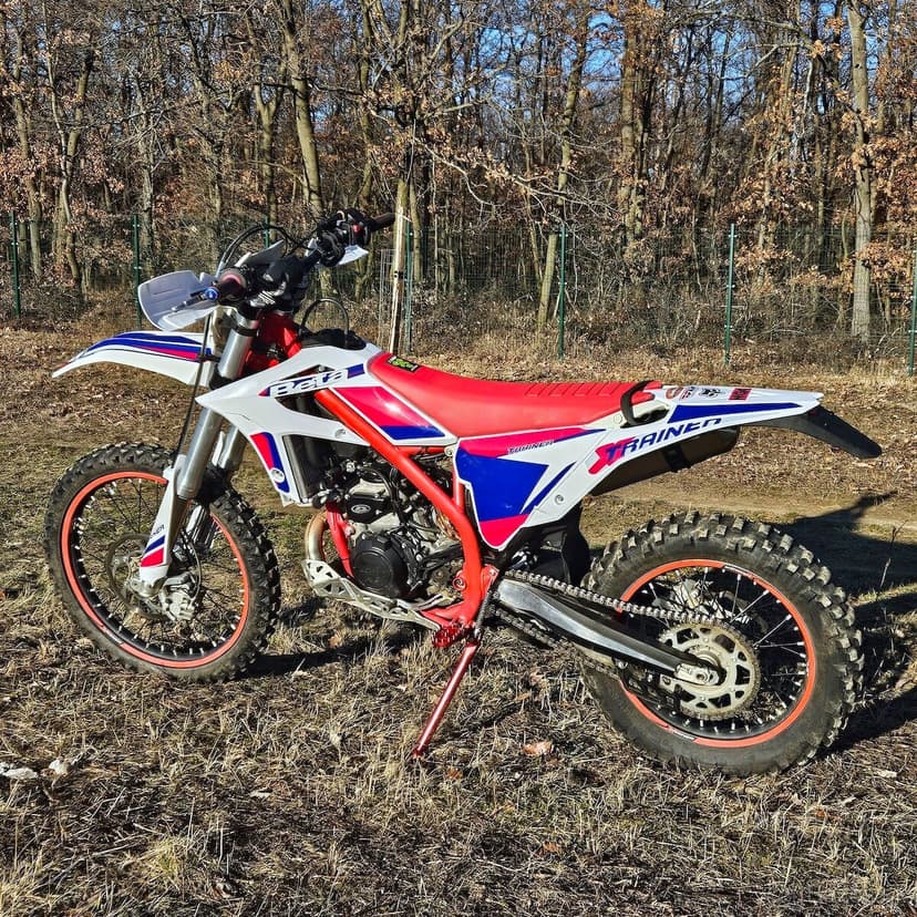 Predám enduro Beta Xtrainer 300-2T MY2021