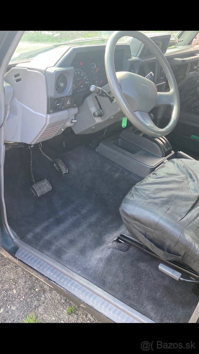 Predám Toyotu Land Cruiser KZJ78