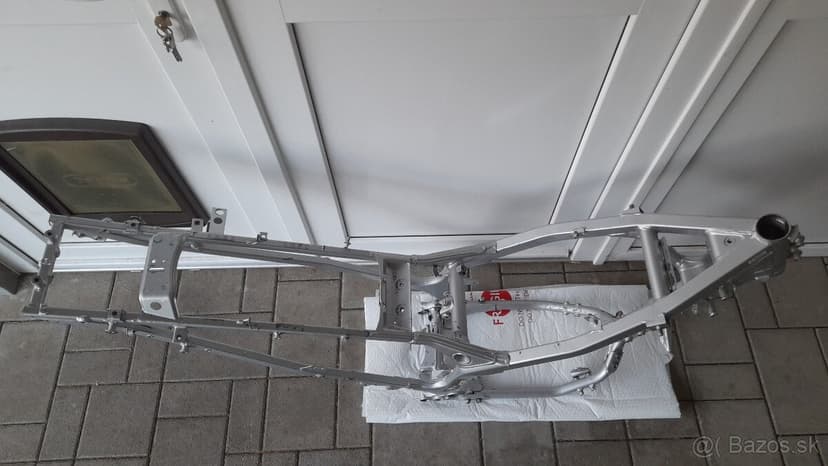 HONDA V 750 AFRICA TWIN RD07