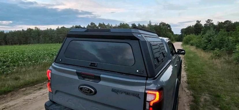 Hardtop Hilux Navara F150 Tundra Hliníkové prekrytie korby