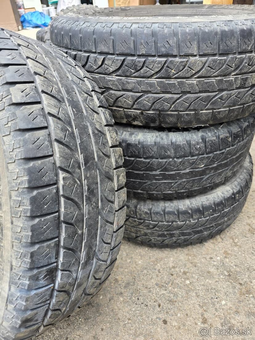 Yokohama geolandar 245/70 R16
