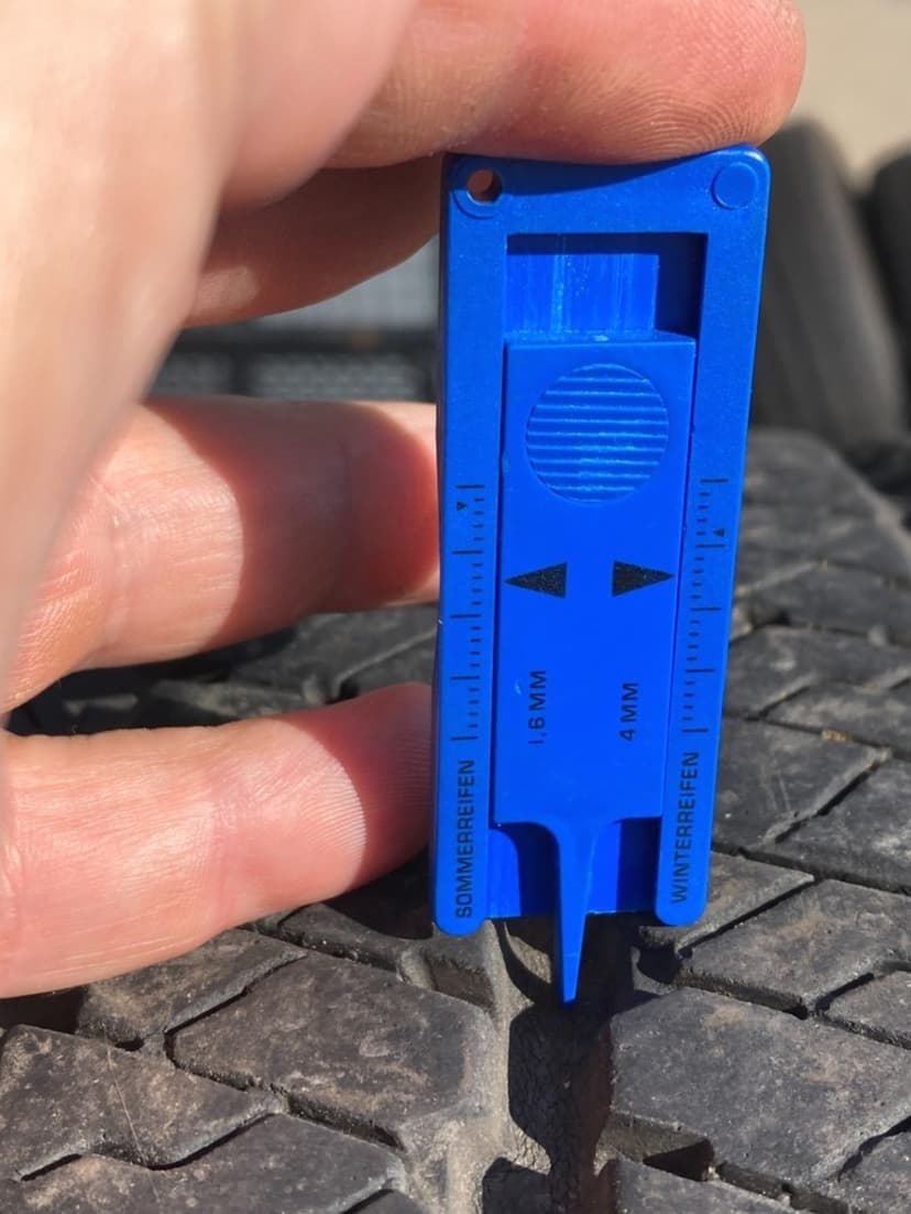 Pnematiky WRANGLER 255/75R17 GOOD YEAR 7,5 mm M+S