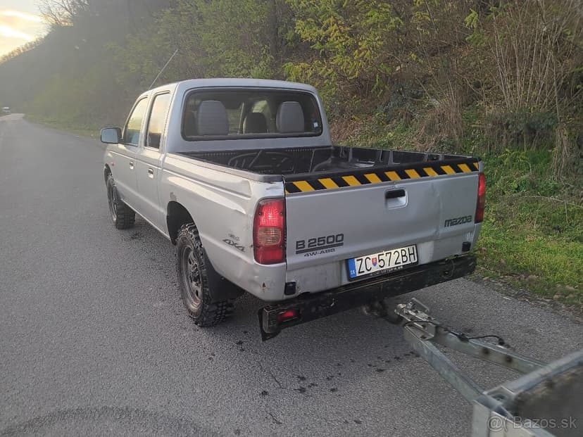 Mazda b 2500,Ford ranger