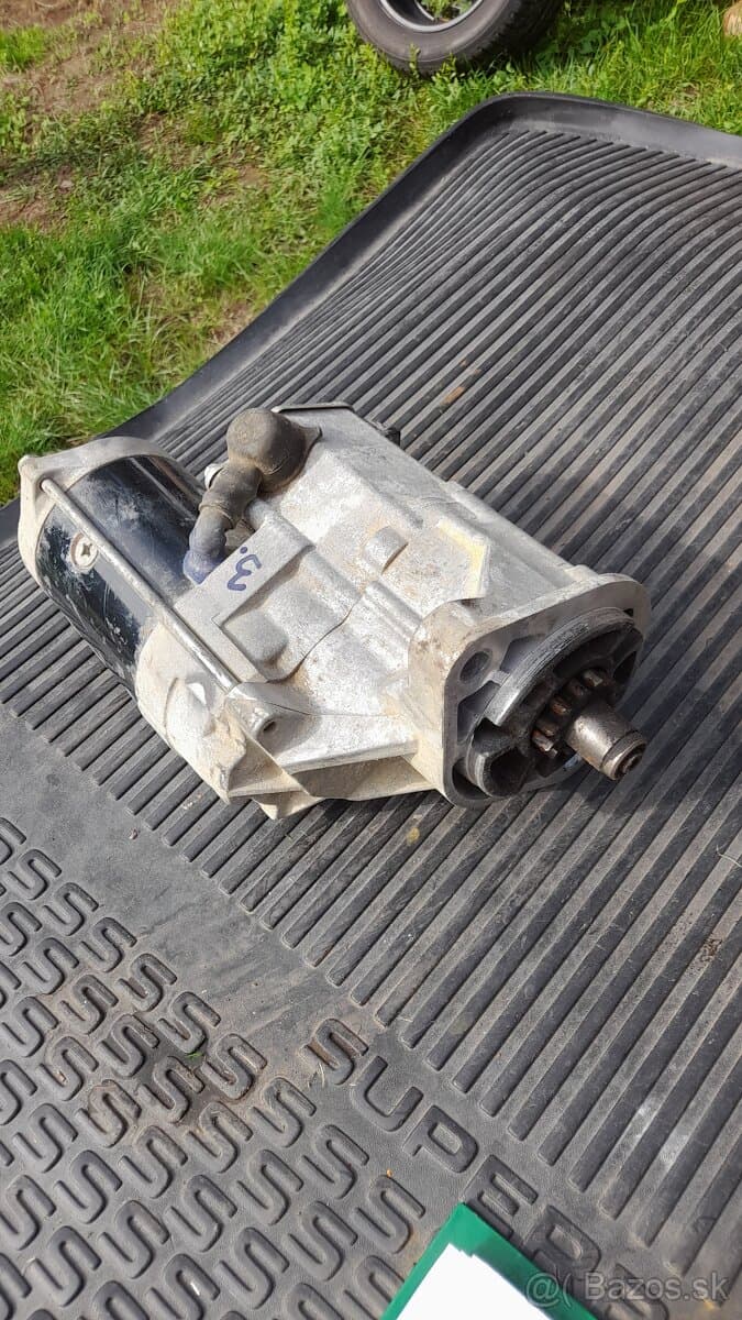 Štarter-Toyota-VW Touareg-Kia Hyundai.