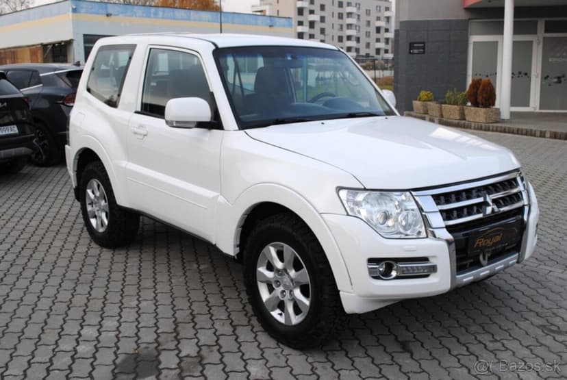 Mitsubishi Pajero 3.2 Diesel - PREDAJ AJ NA SPLÁTKY