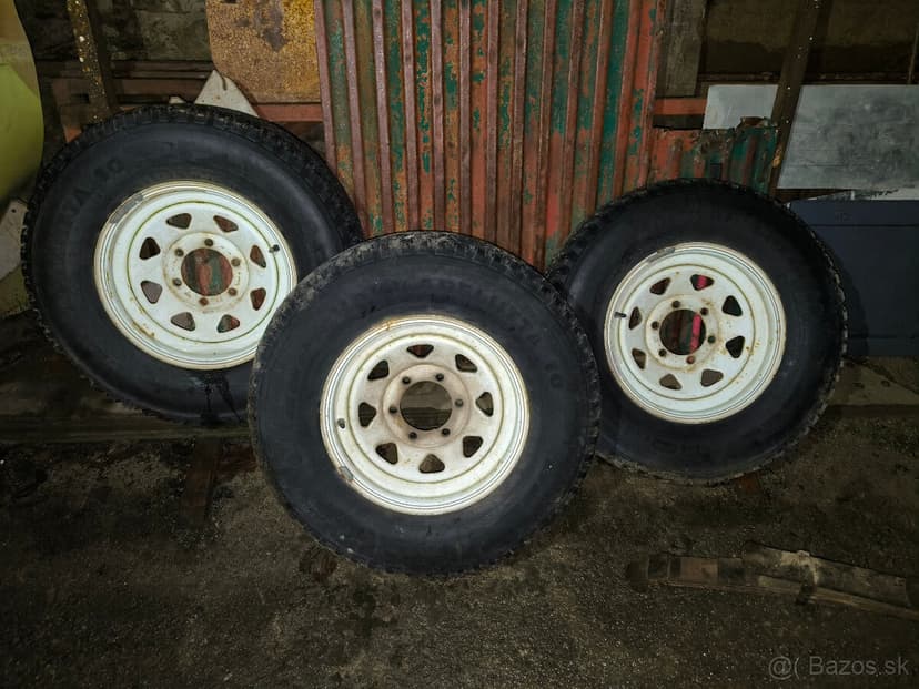 DISKY TOYOTA HILUX R15