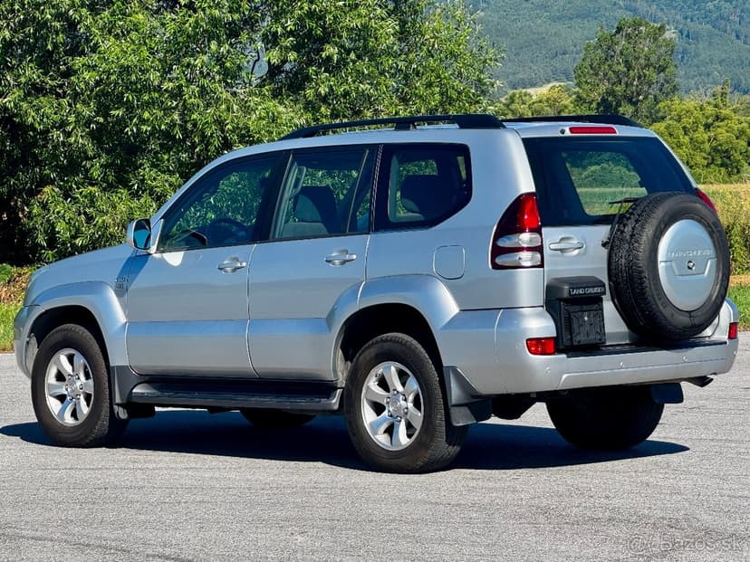 Toyota Land cruiser 120 3,0 D-4D 122KW pôvodný lak,dovoz IT