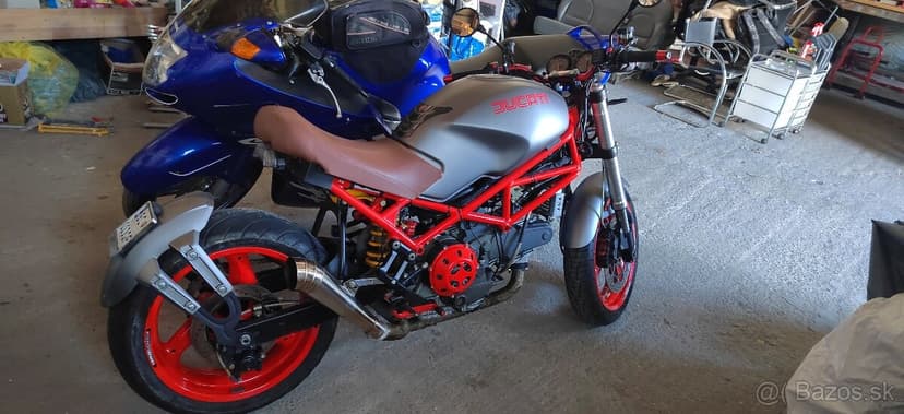 Dukati monster 2002 rok