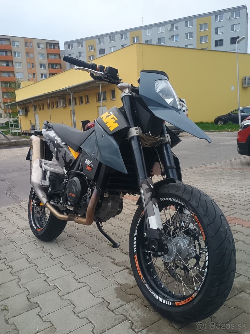 Predám KTM 690 SM