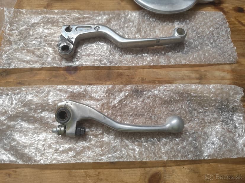 Honda CRF250R , páčky, stupačky,brzda,radiaca