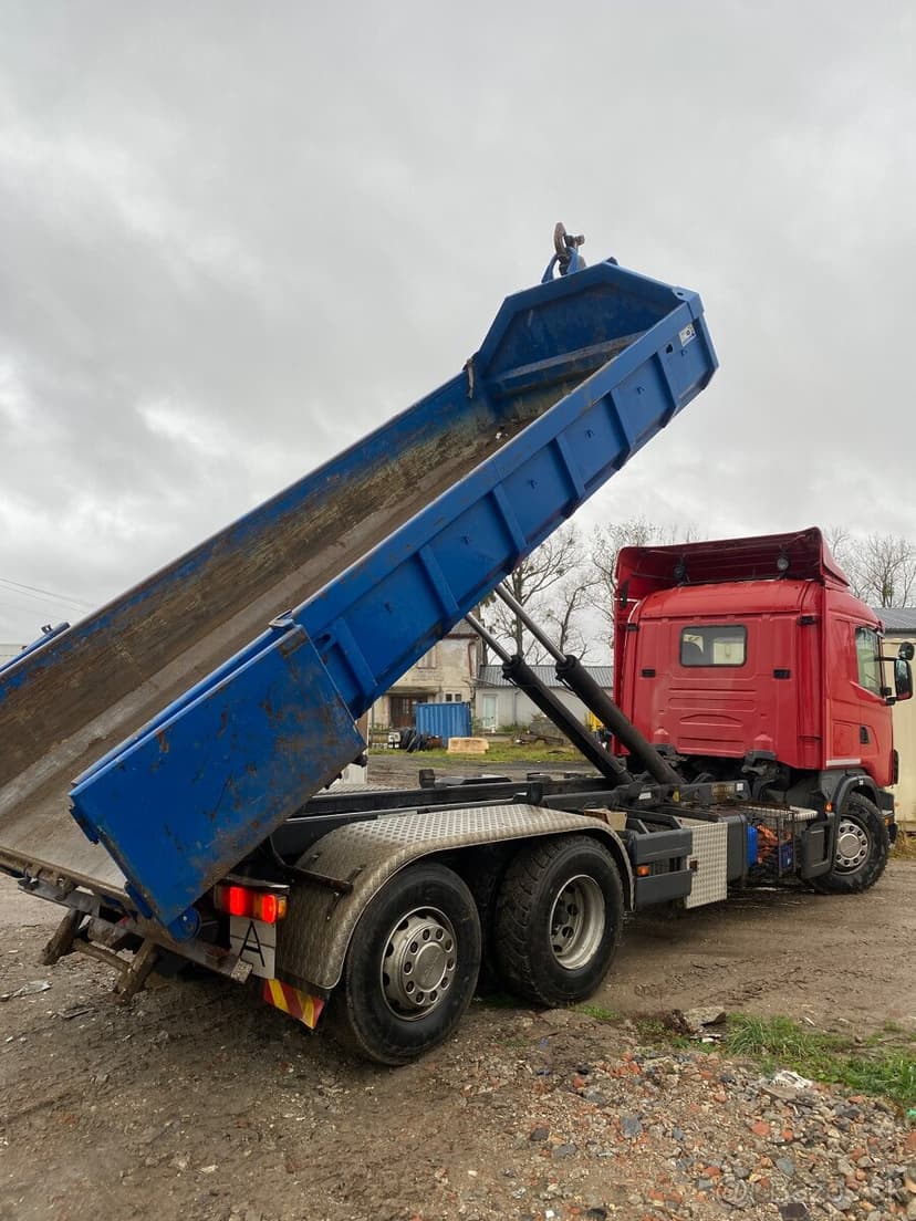 Scania V8 480 hakovy nosic kontajnerov