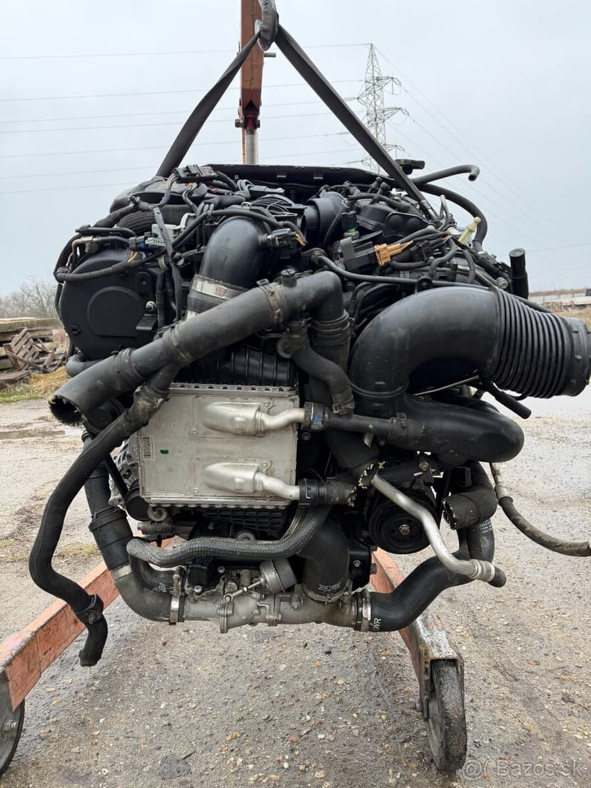 LAND ROVER RANGE ROVER 3.0 V6 BiTURBO VELAR DISCOVERY V