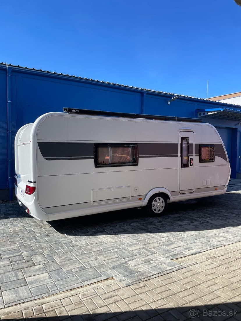 Predám obytný príves HOBBY 560 WLU Prestige r.v. 2022