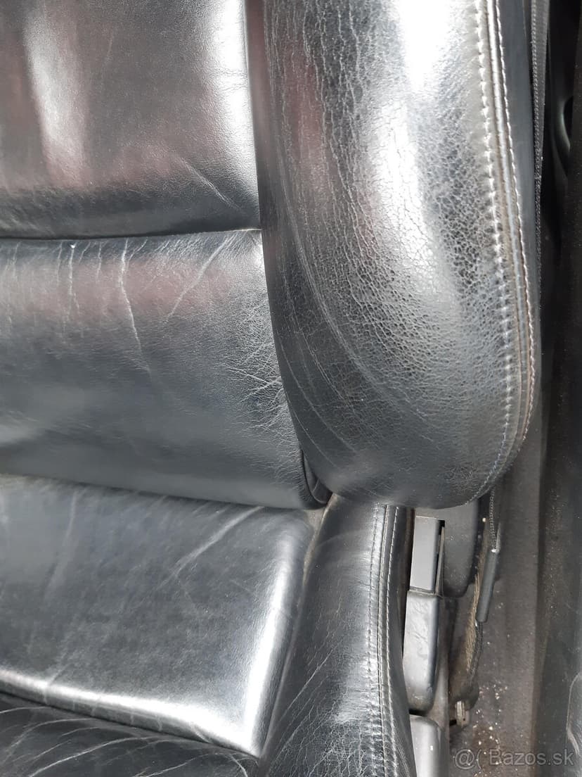 AUDI A8, S8 D2 - sedačky RECARO