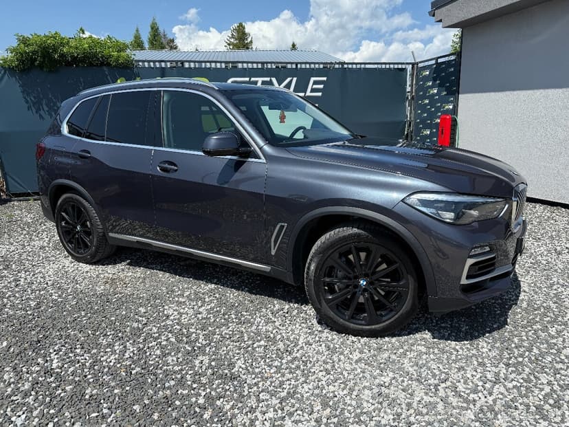 BMW X5 xDrive40i A/T odpočet DPH 129 939 km