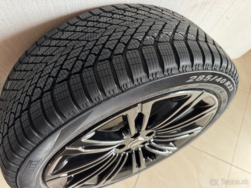 23´´ kolesá originál Range Rover Sport- zimná sada