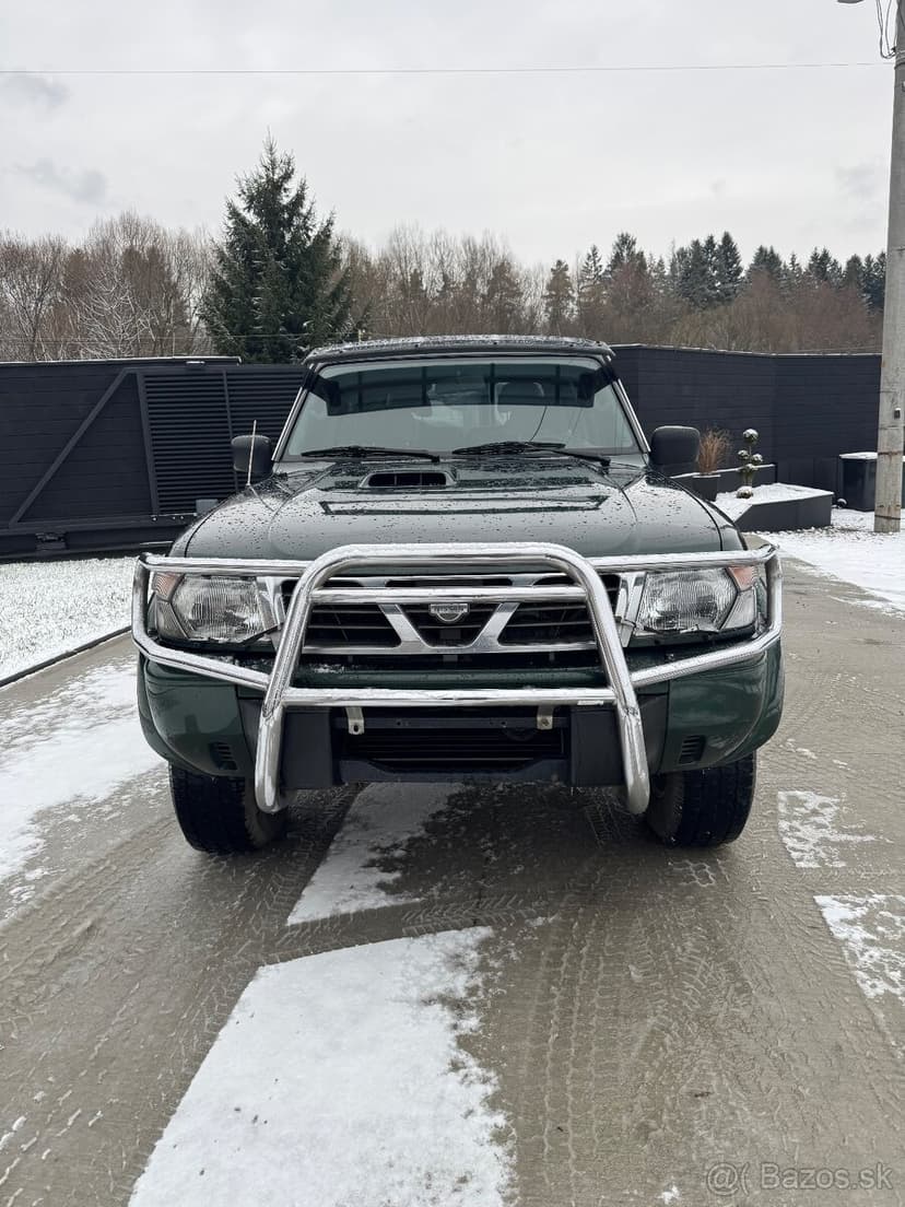 Nissan Patrol Y61