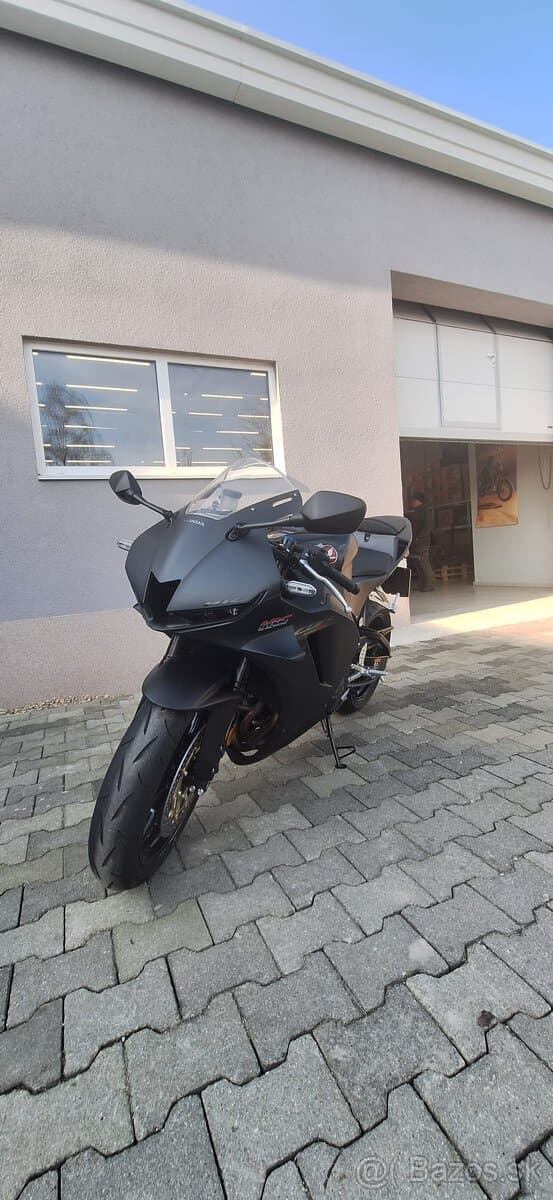 Honda CBR600RR 2024