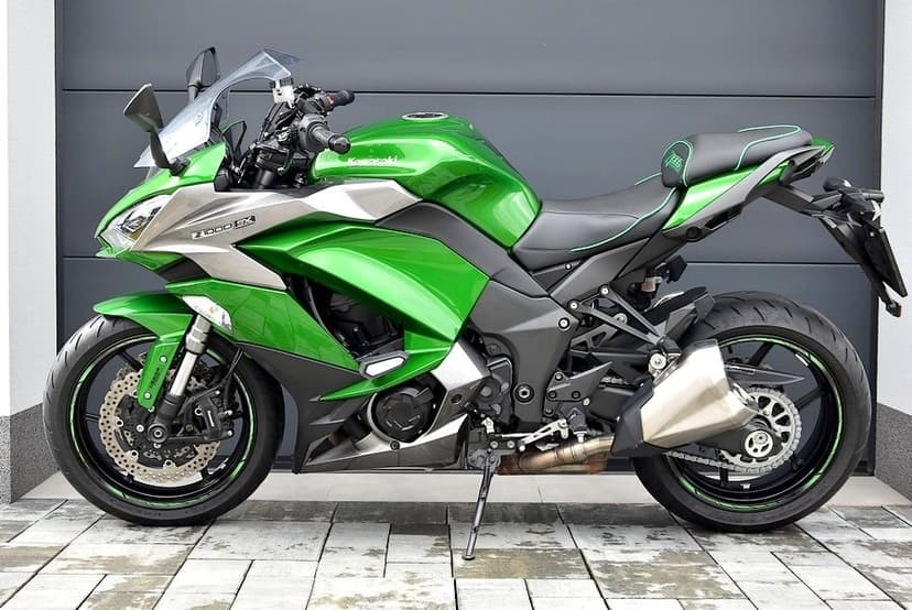 Kawasaki Z1000 SX r.2018 - 14.tis km - kupena SK