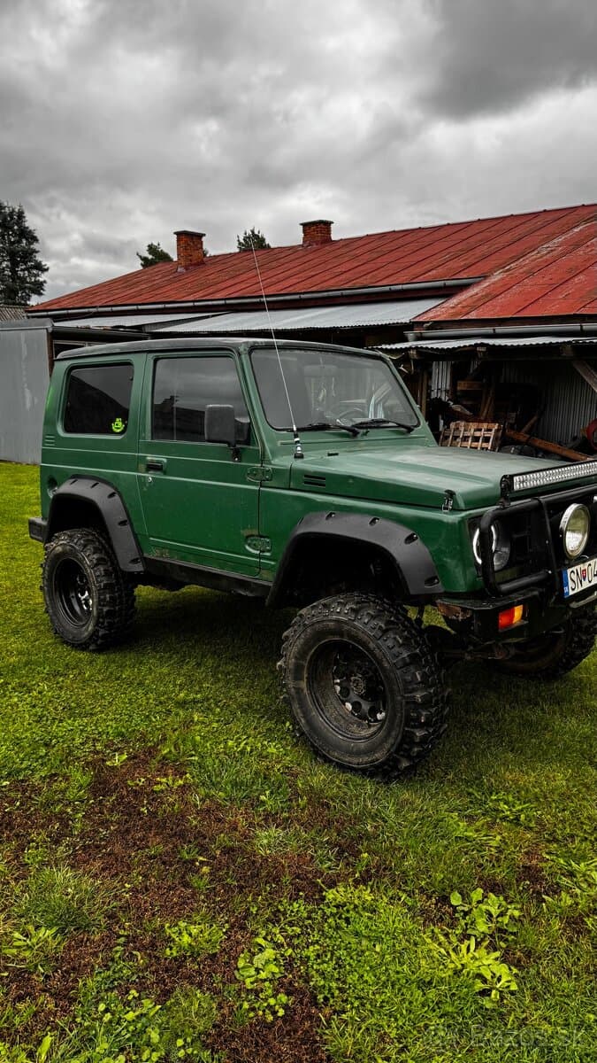 Suzuki Samurai