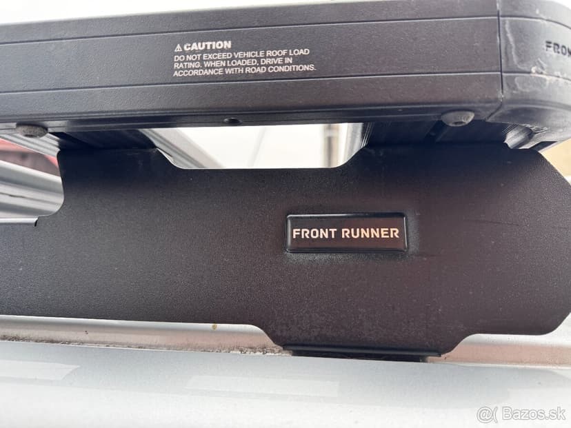 Strešný nosič FRONT RUNNER + Lightbar pre T5 Long