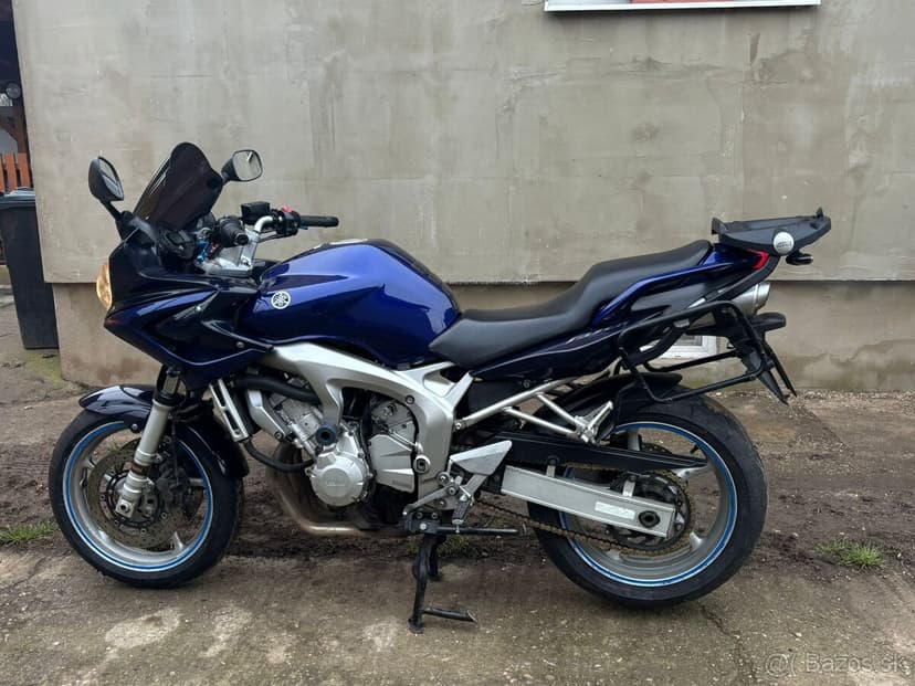 YAMAHA FZ6 FAZER r.v 2004
