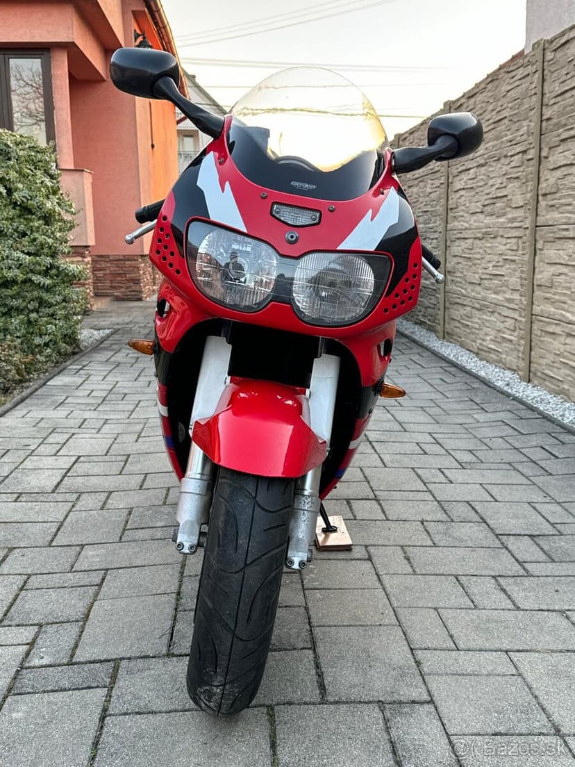 HONDA CBR 900 SC33