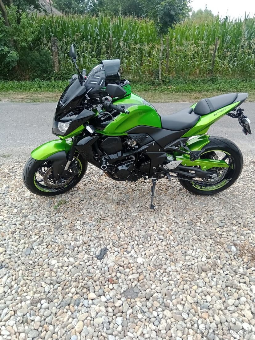 Kawasaki z750r ročník 2014