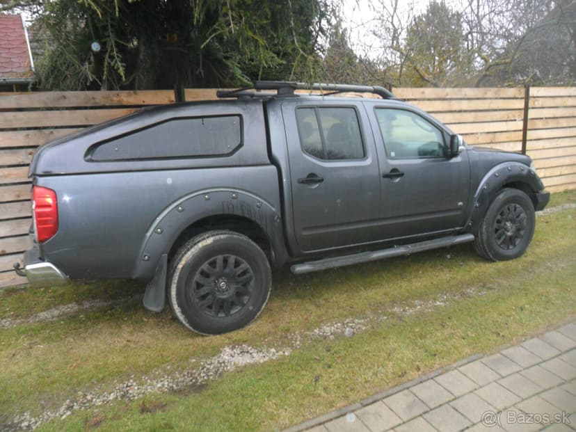 Predam Nissan Navara D40 - vada motora.