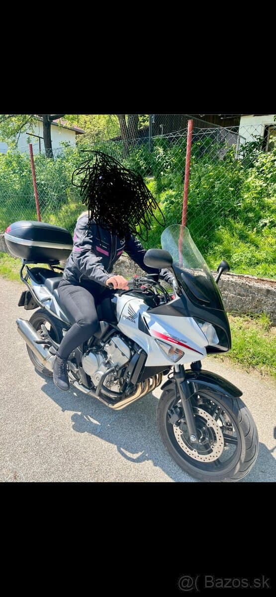 Predam hondu CBF 600