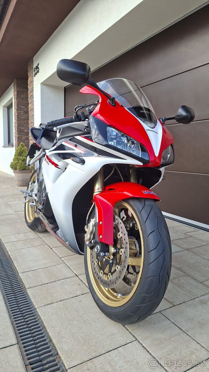 Honda cbr 1000 rr