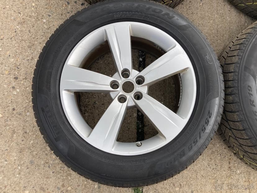 Range Rover 5x108 zimné pneu 255/55R19 - 4ks