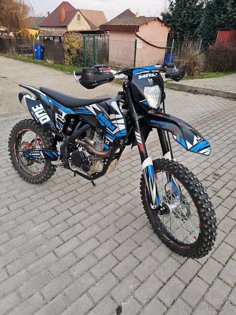 MRM 300 r.v.2025 s upraveným výkonom