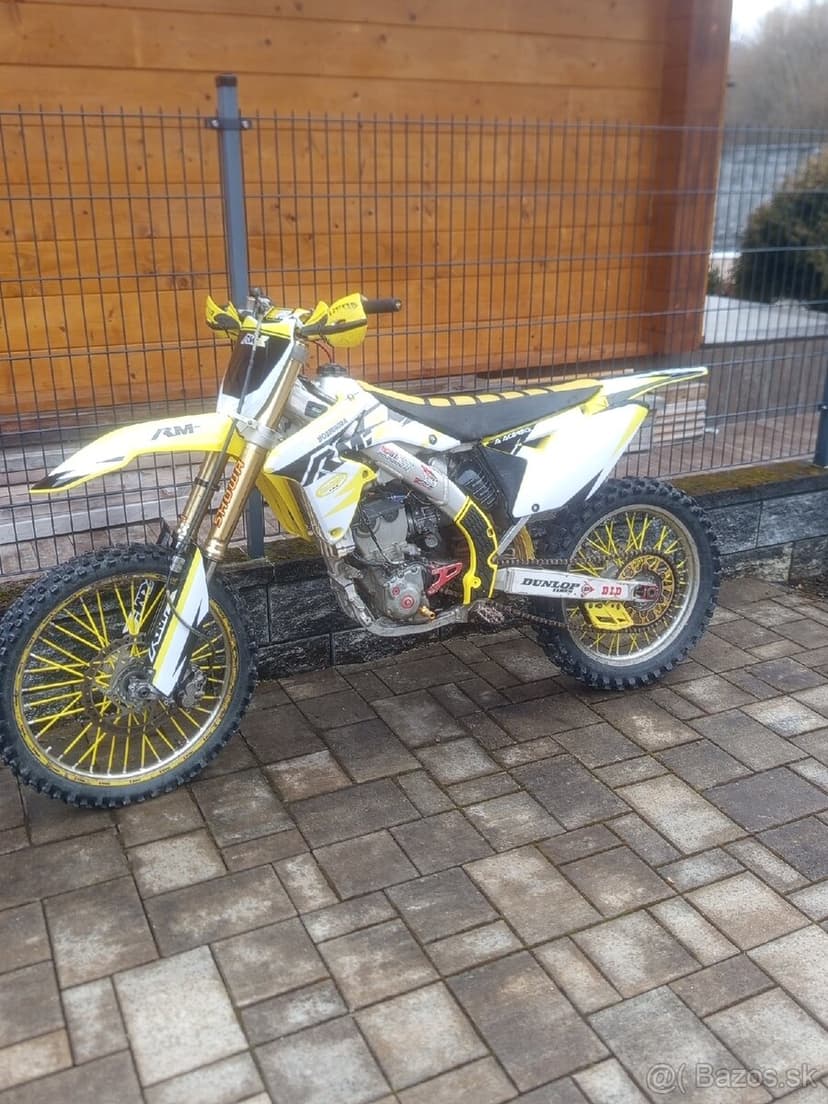 Suzuki rmz 250