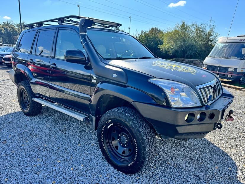 Toyota Land Cruiser 120 Prado