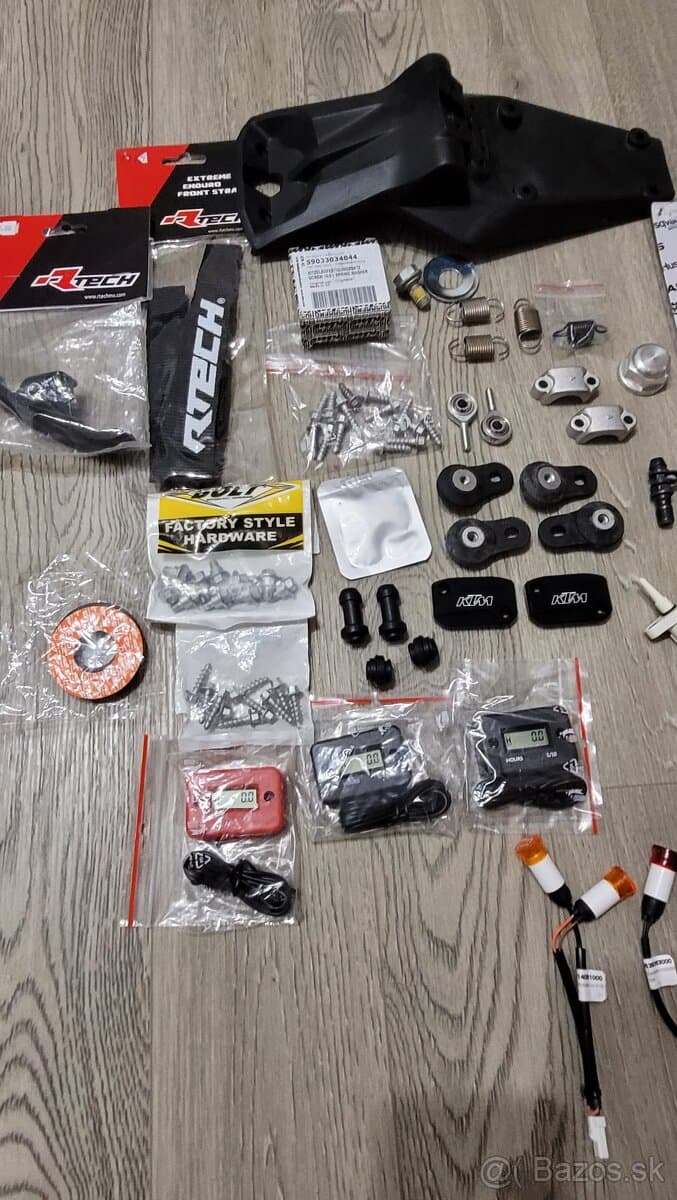 Diely KTM BREMBO SIDI - rôzne - spínač,tiahlo,silentblok