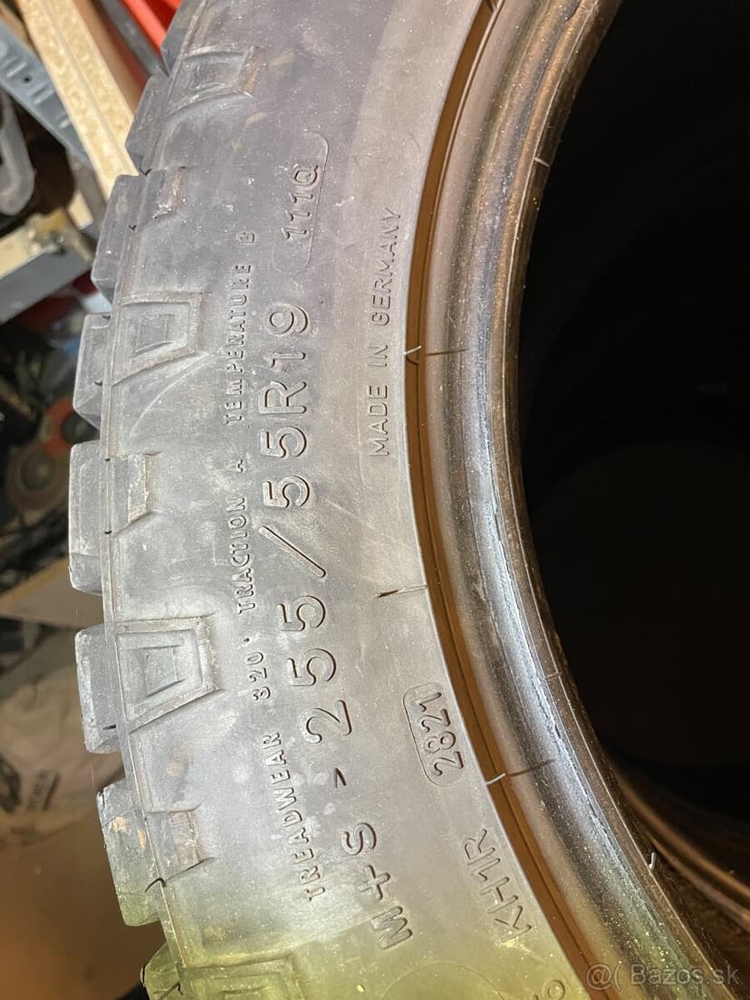 GOOD YEAR WRANGLER DURATRAC 255/55 R19