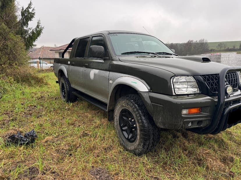 Mitsubishi L200 2.5TD 4D56