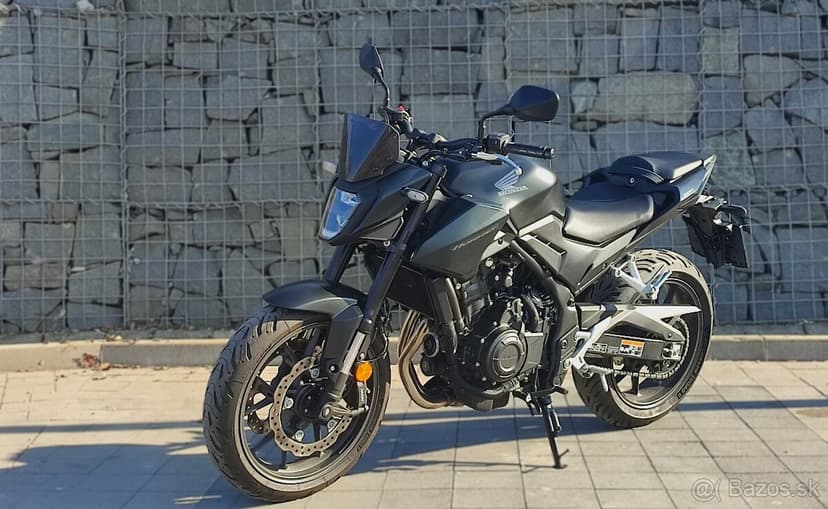 Honda CB500FA Hornet, 1900km, 5/2025 kúp. v SR.