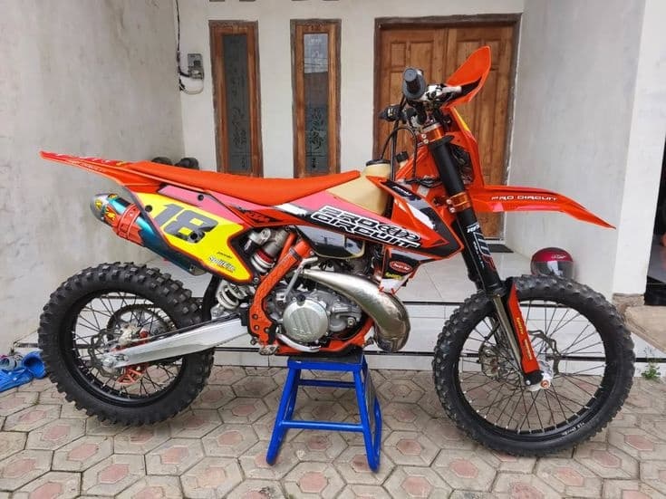 Predám KTM EXC 300 rok 2019