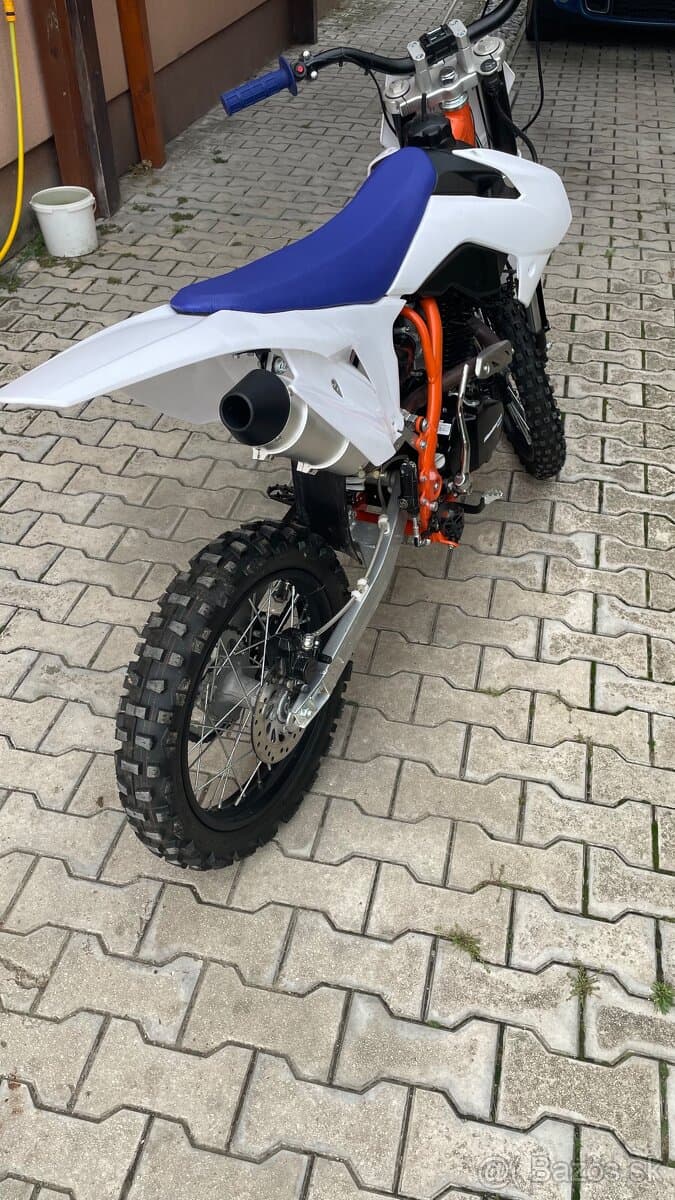 Predám MiniRocket Hurricane 150ccm 19/16"
