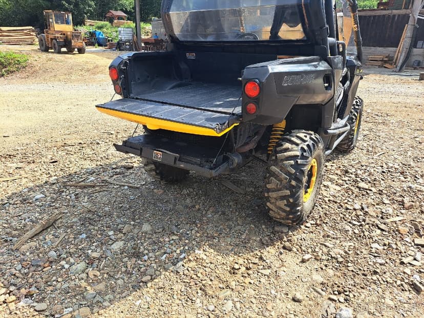 Can am 1000 commander