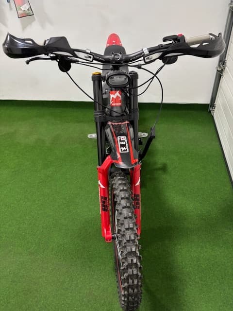 Predám Surron light bee X