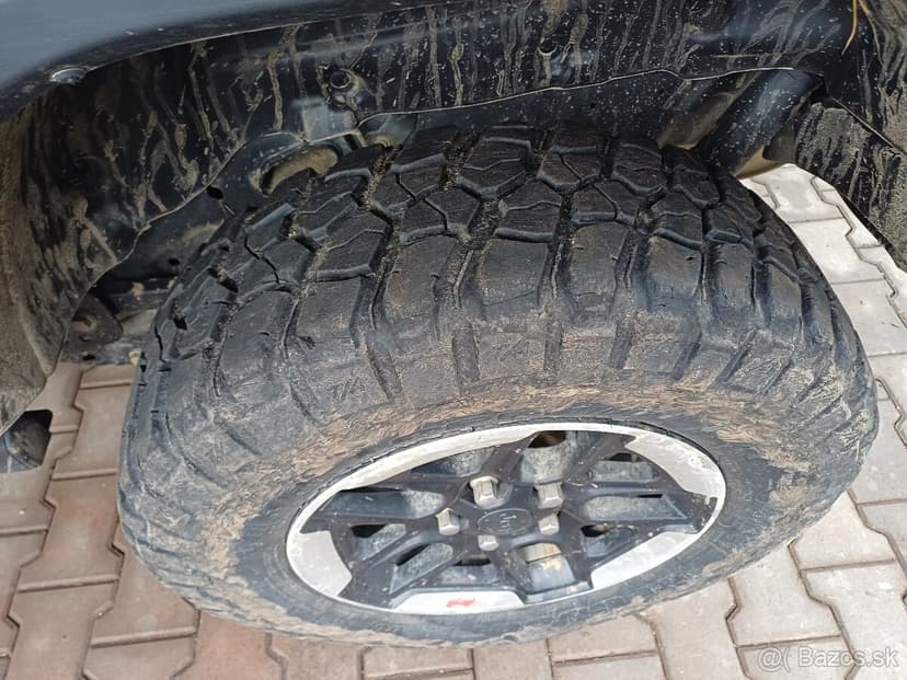 bf goodrich 255/75r17 off road