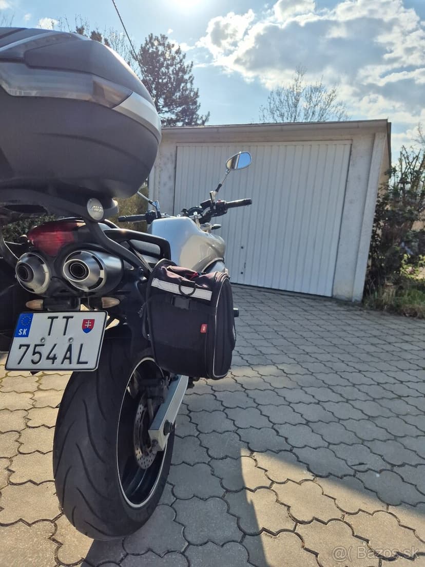 Yamaha FZ6 Fazer – 29k km – kufor a cestovné tašky GIVI