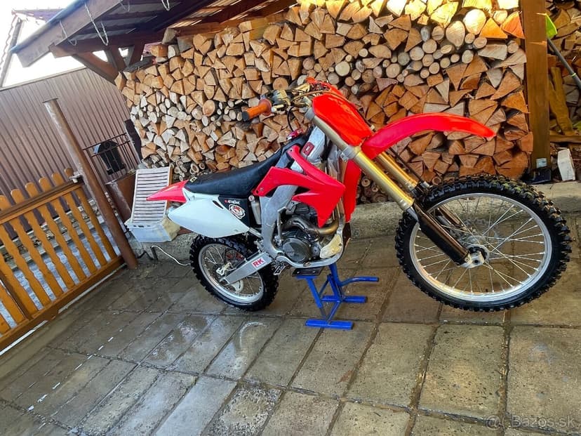 Predám crf 450 plné funkčná