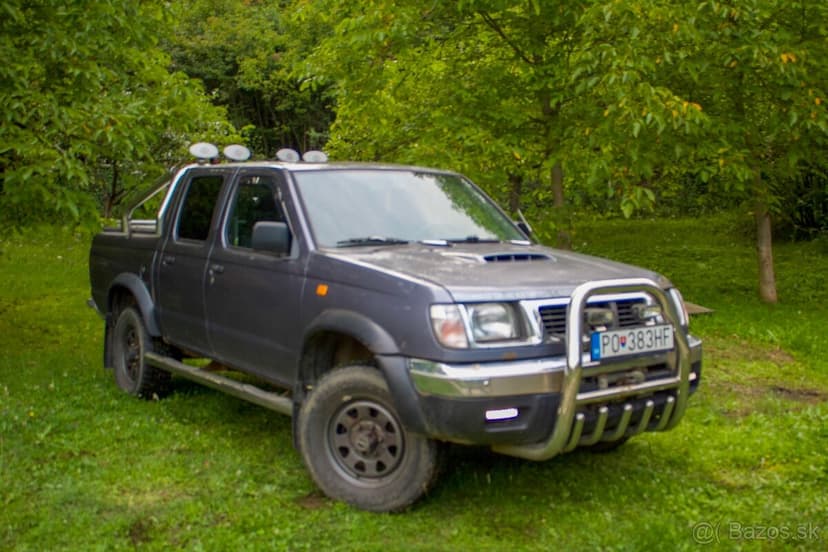NISSAN NAVARA PICK UP  2,5 TDI  73 KW 4WD MT5