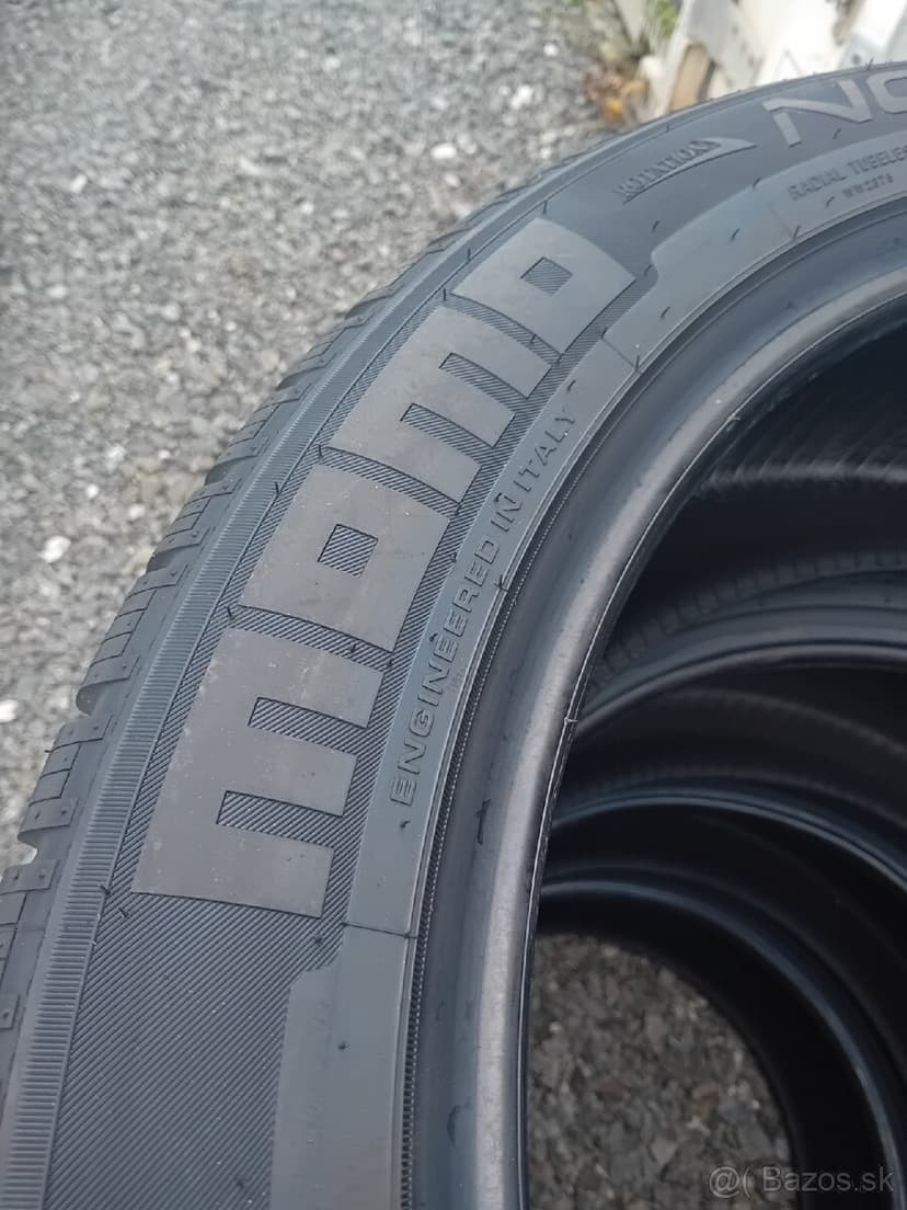 Nové zimné pneumatiky 275/45R21